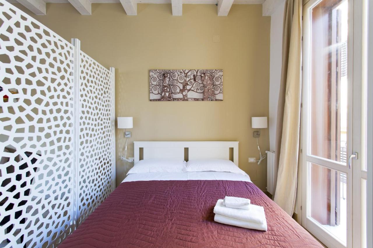 Greek Apartments Παλέρμο Εξωτερικό φωτογραφία