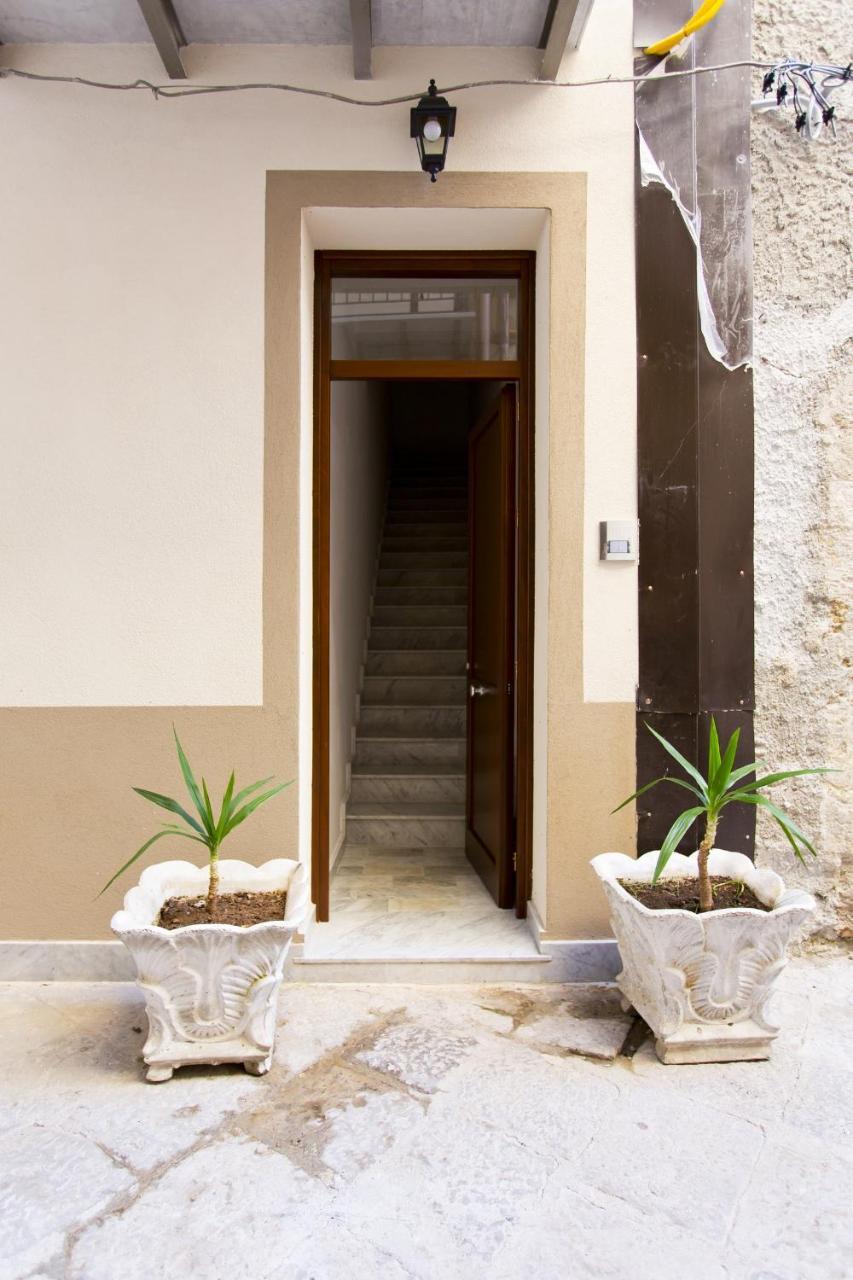 Greek Apartments Παλέρμο Εξωτερικό φωτογραφία